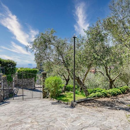 2 Bedroom Stunning Apartment In Moneglia Exteriér fotografie